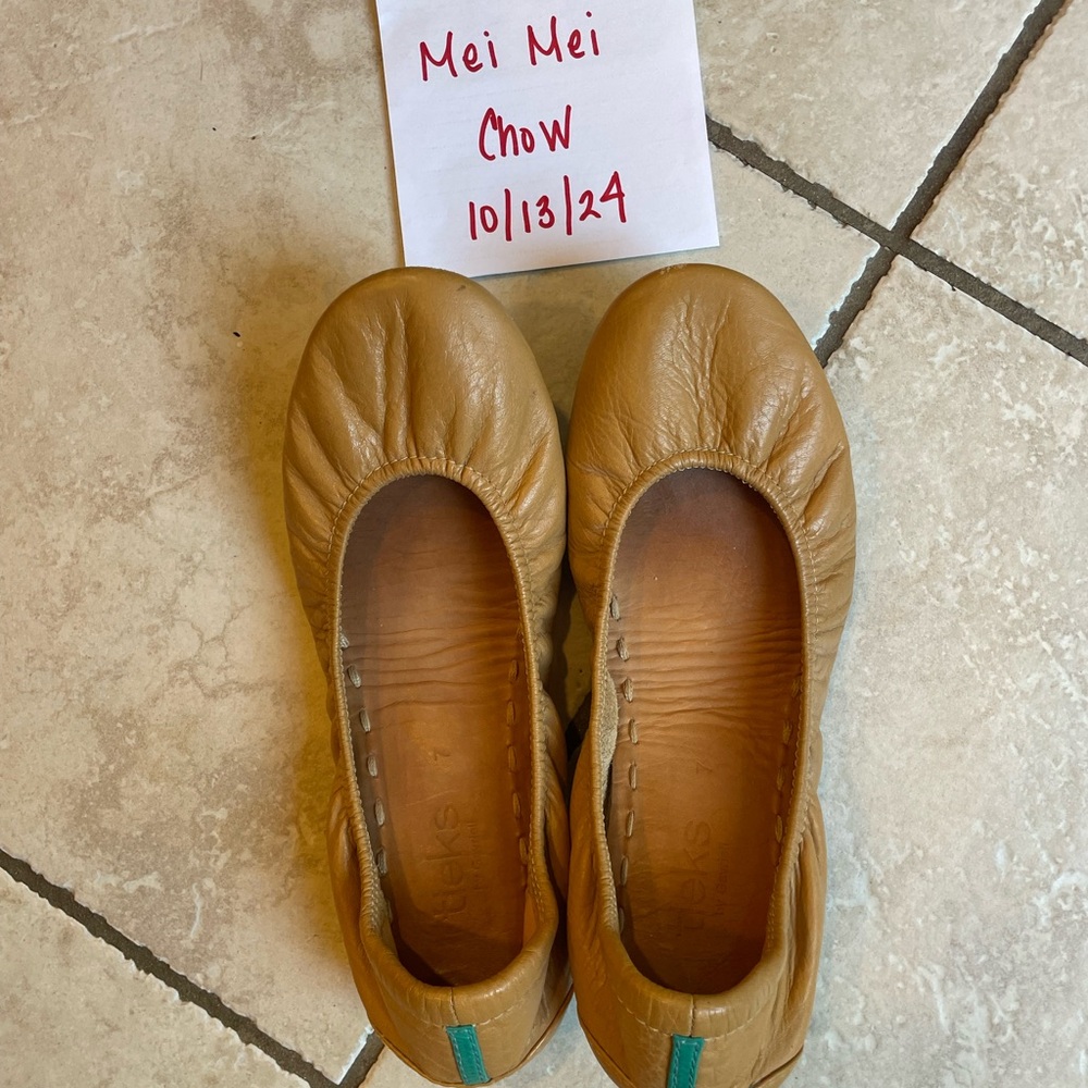 Tieks Camel in Size 7